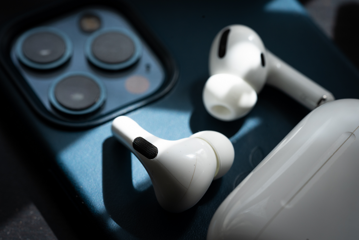 EMF Sensitivity And Electromagnetic Hypersensitivity: Why Some People React And What Actually Helps
